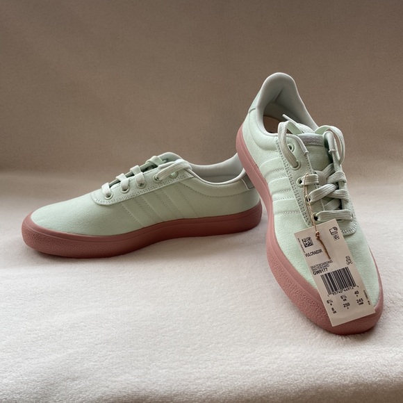 ADIDAS VULCRAID3R Skateboard Shoes Women’s Size 8 - New w/Tags and Original Box - Picture 7 of 10